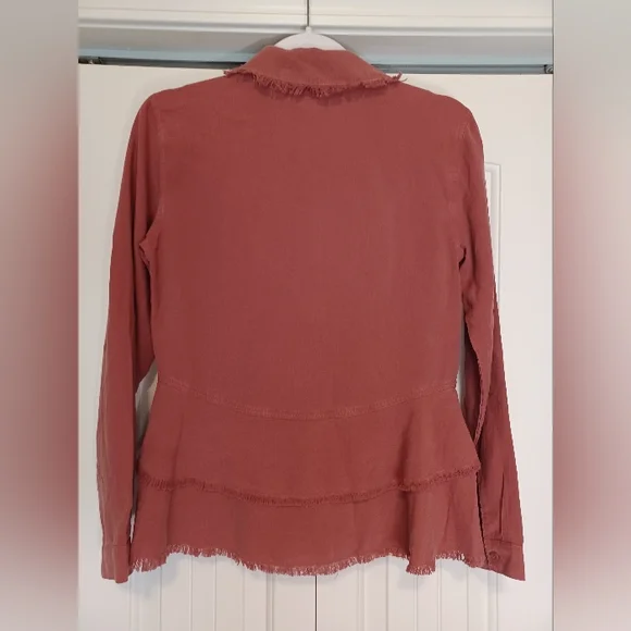 Anthropologie exclusive line Cloth & Stone Peplum Top size XS NWOT - Picture 2 of 6